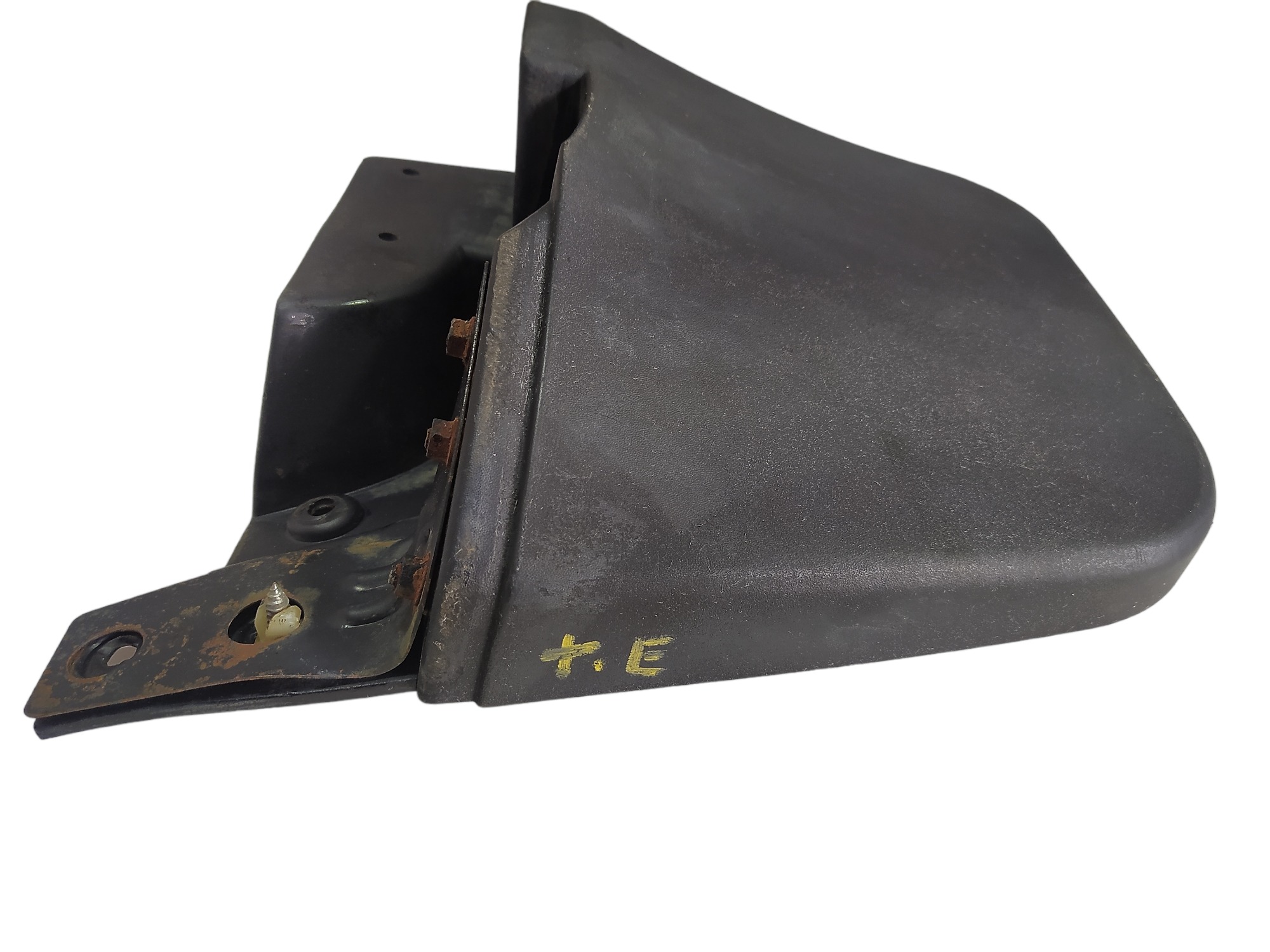 Lameiro Traseiro Esquerdo Mitsubishi L200 2004 V588 8