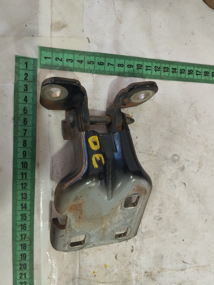 Dobradiça Porta Dianteira Esquer Chrysler Grand Caravan V578 3