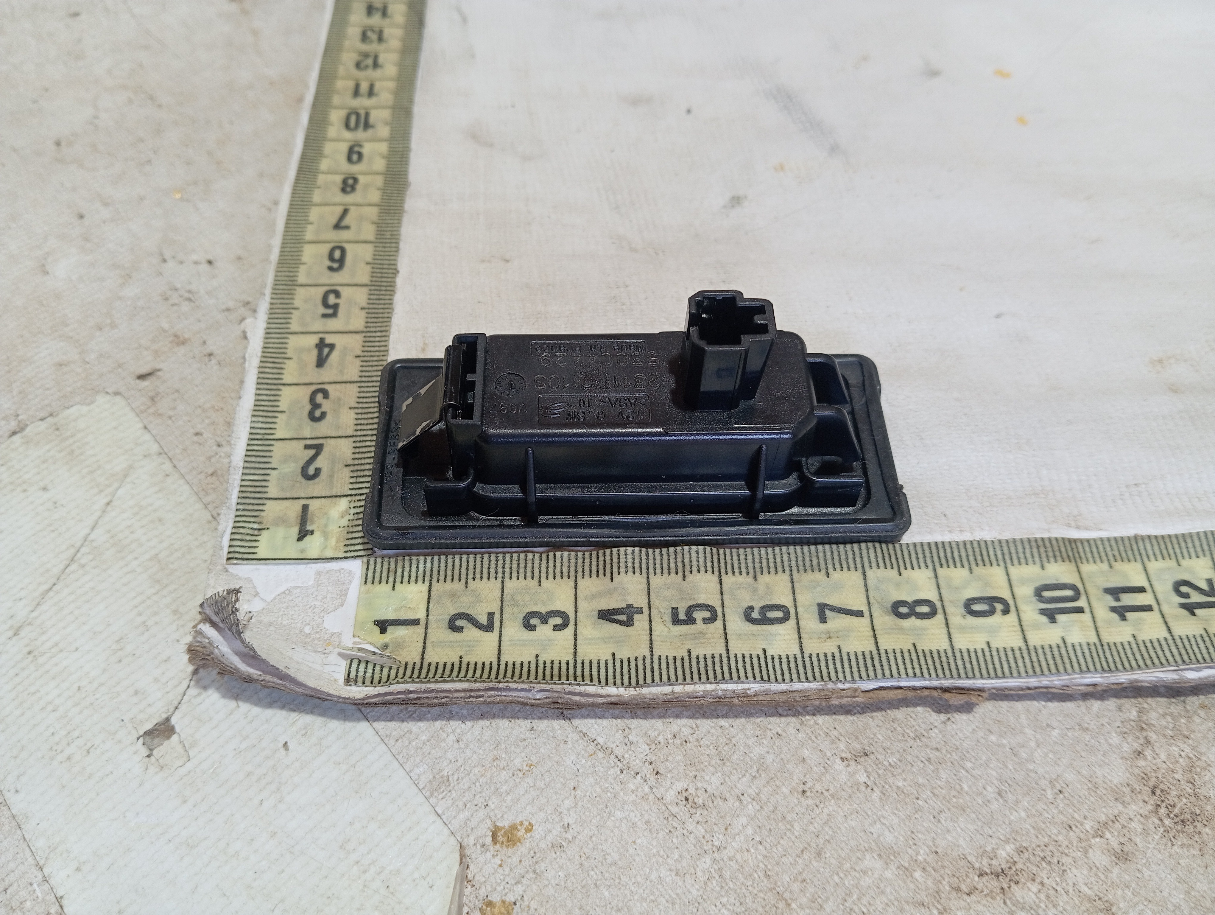 Luz Placa Traseira Vw Taos Highline 250 2022 2024 V601 8