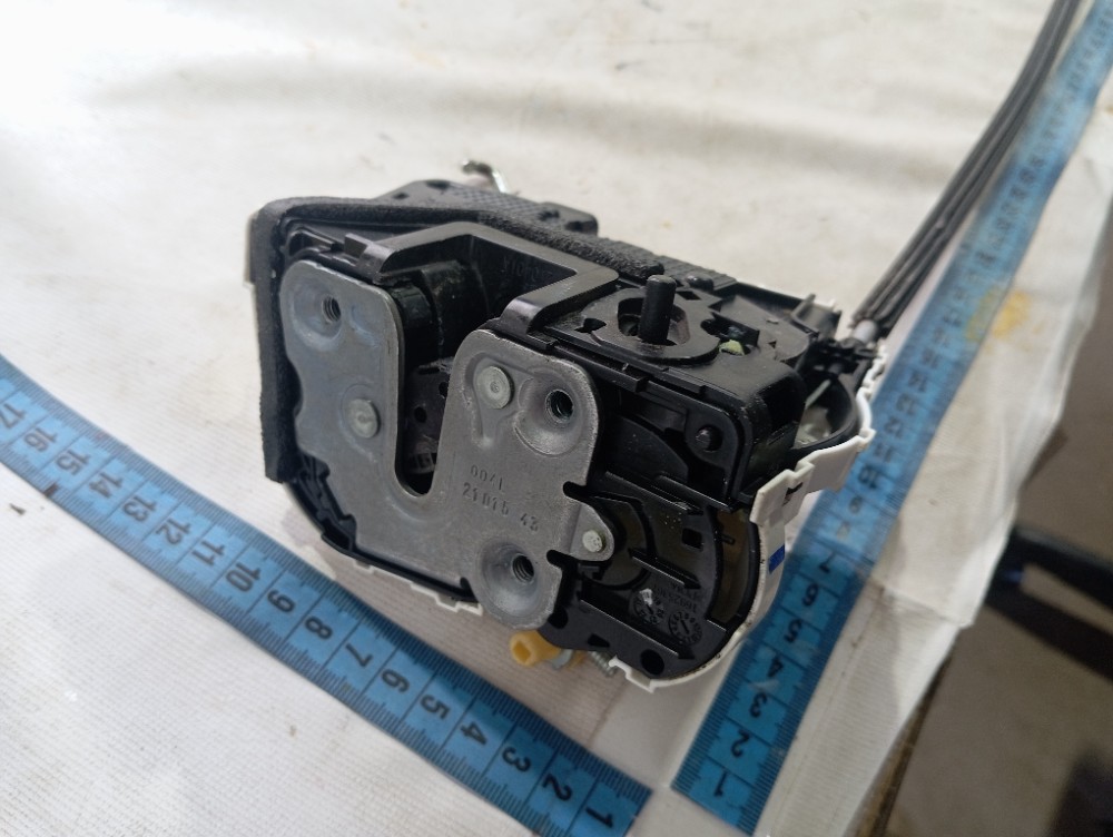 Fechadura Porta Traseira Esquerda Gm Tracker 2020 2025 V627 7