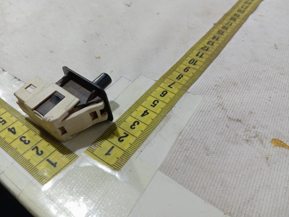 Sensor Porta Mercedes C180 2002 2007 V661 8