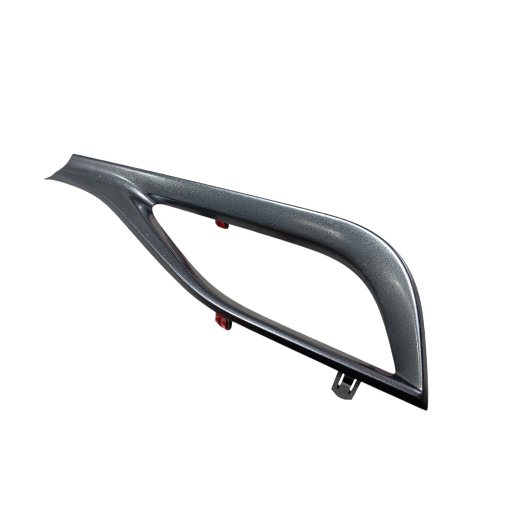 Moldura difusor ar esquerdo painel Toyota Yaris 2022 2023 2
