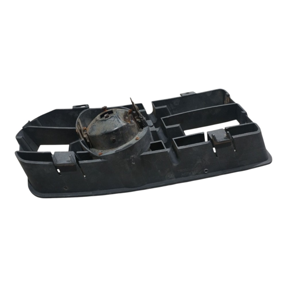 Moldura Farol Milha Esquerdo Vw Golf 2002 V373 4