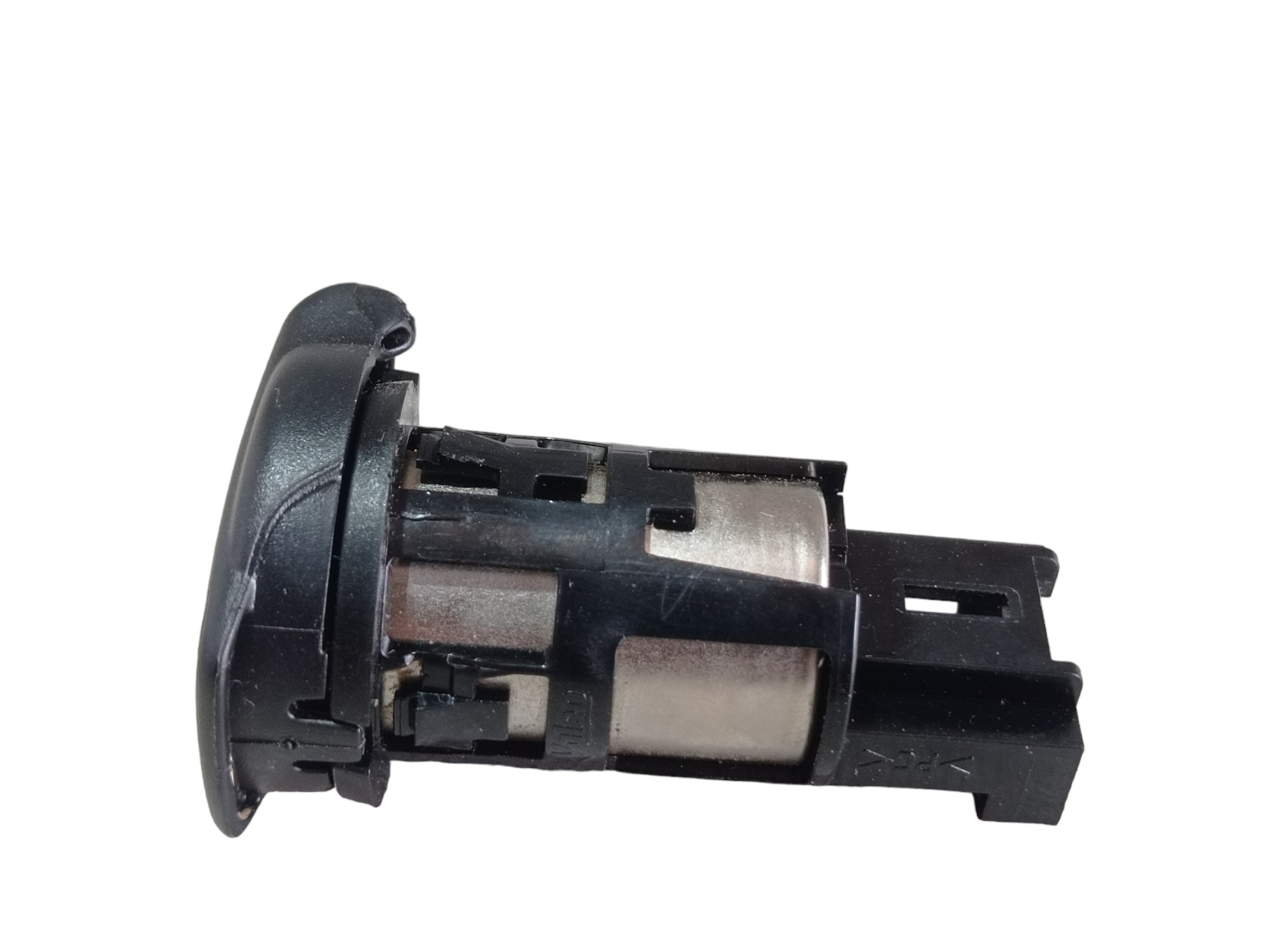 Acendedor Tomada 12v Console Nissan Leaf 2022 V589 2