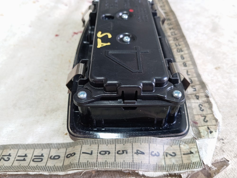 Luz Cortesia Teto Traseiro Lexus Rx500hf Sport 2023 V619 10