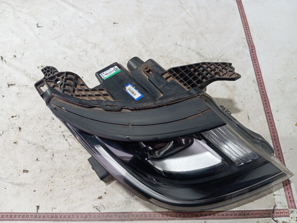 Farol Direito Byd Dolphin Gs 2024 2025 Com Avaria V653 10
