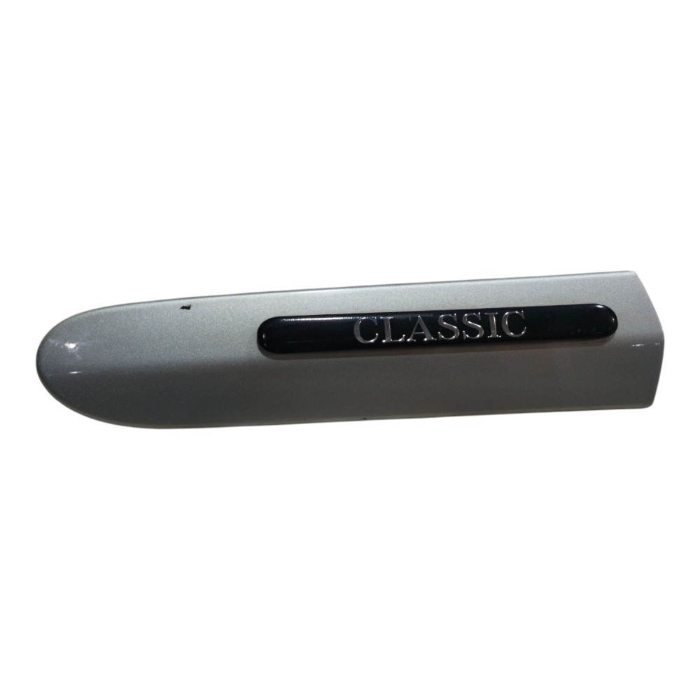 Aplique Paralama Esquerdo Mercedes C180 2002 2007 V661 9