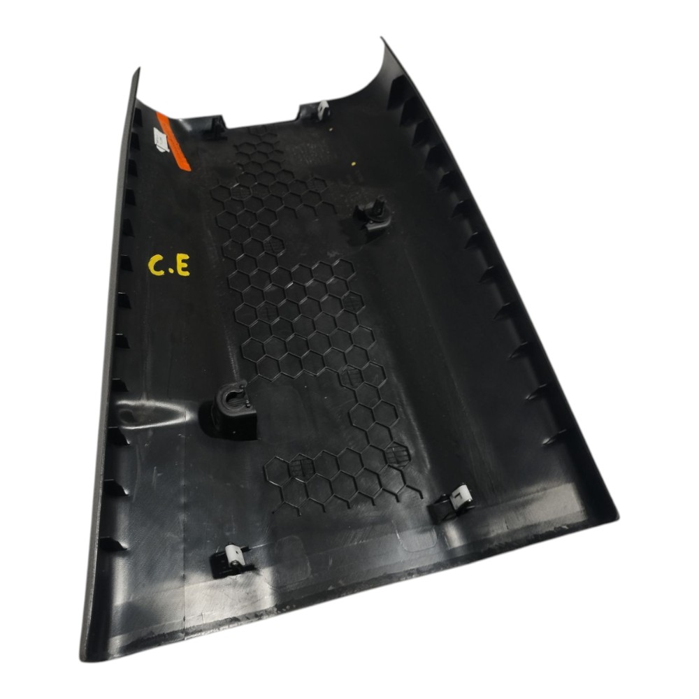 Acabamento Coluna Esquerda Ram Rampage 2023 2025 V659 4
