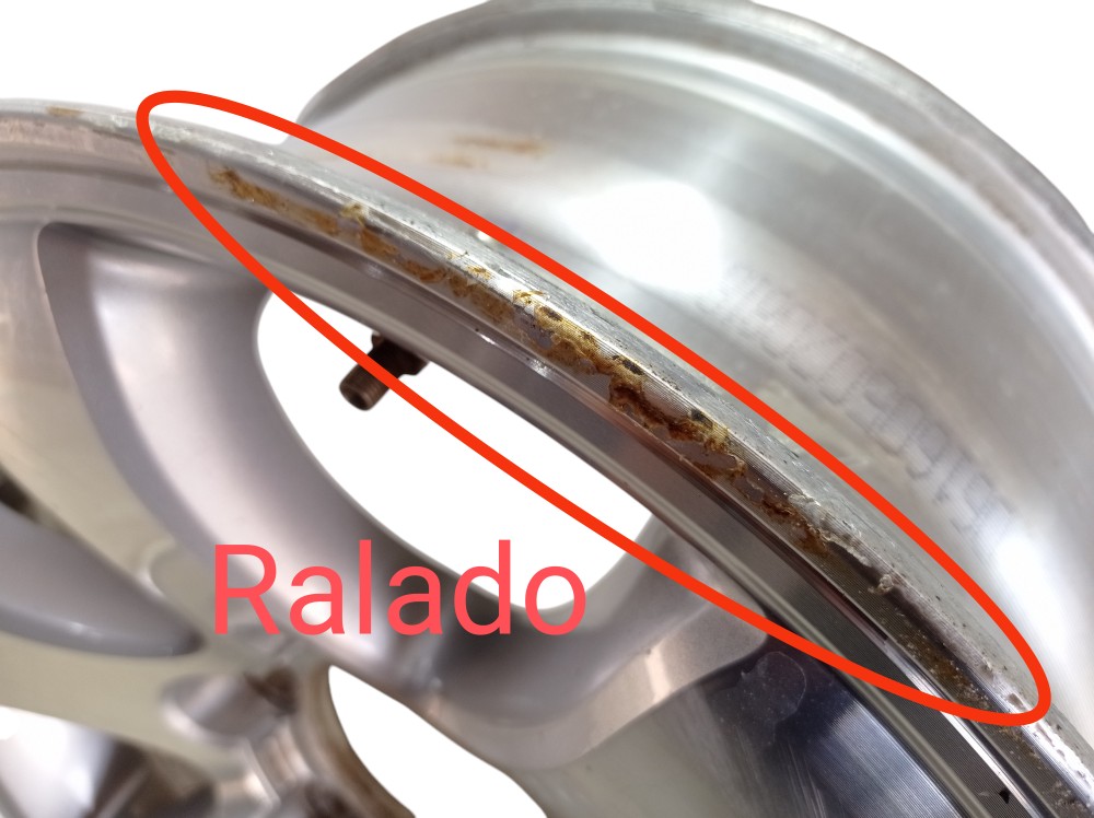 Roda Toyota Prado 3.0 2005 V620 7