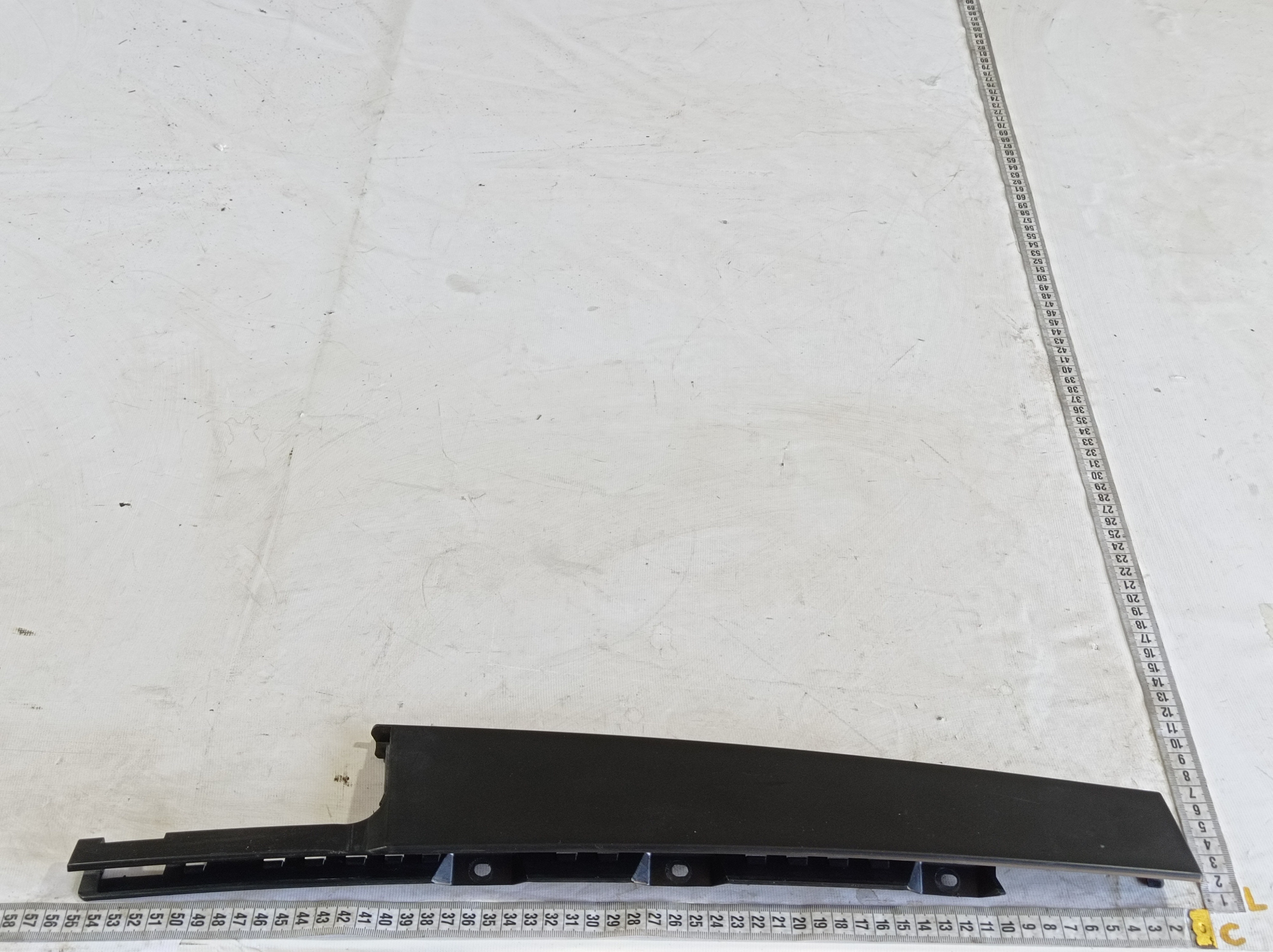 Moldura Porta Traseira Esquerda Vw Taos 2022 2024 V601 8