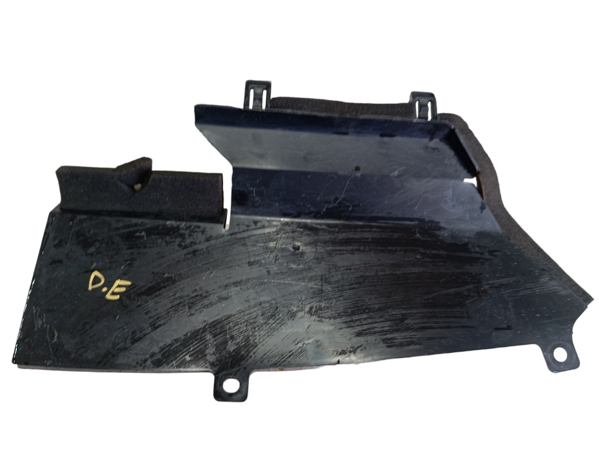 Defletor Esquerdo Radiador Nissan Leaf 2022 V589 3