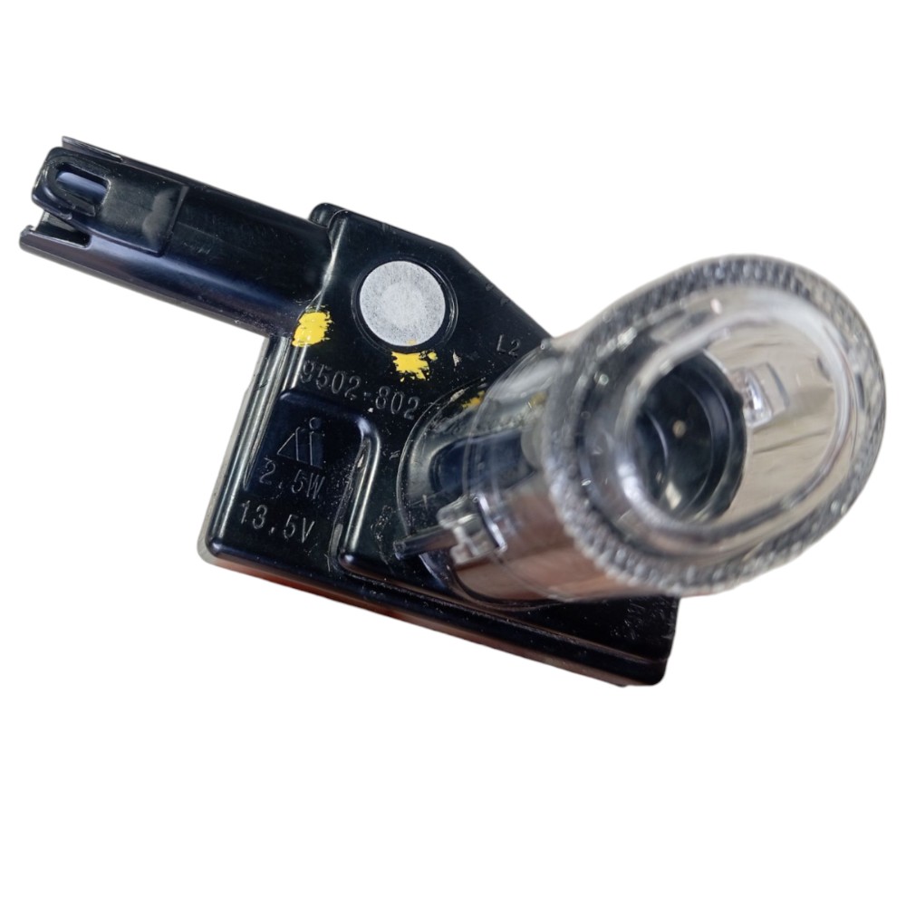Luz Cortesia Retrovisor Esquerdo Land Rover Defender 22 V645 7