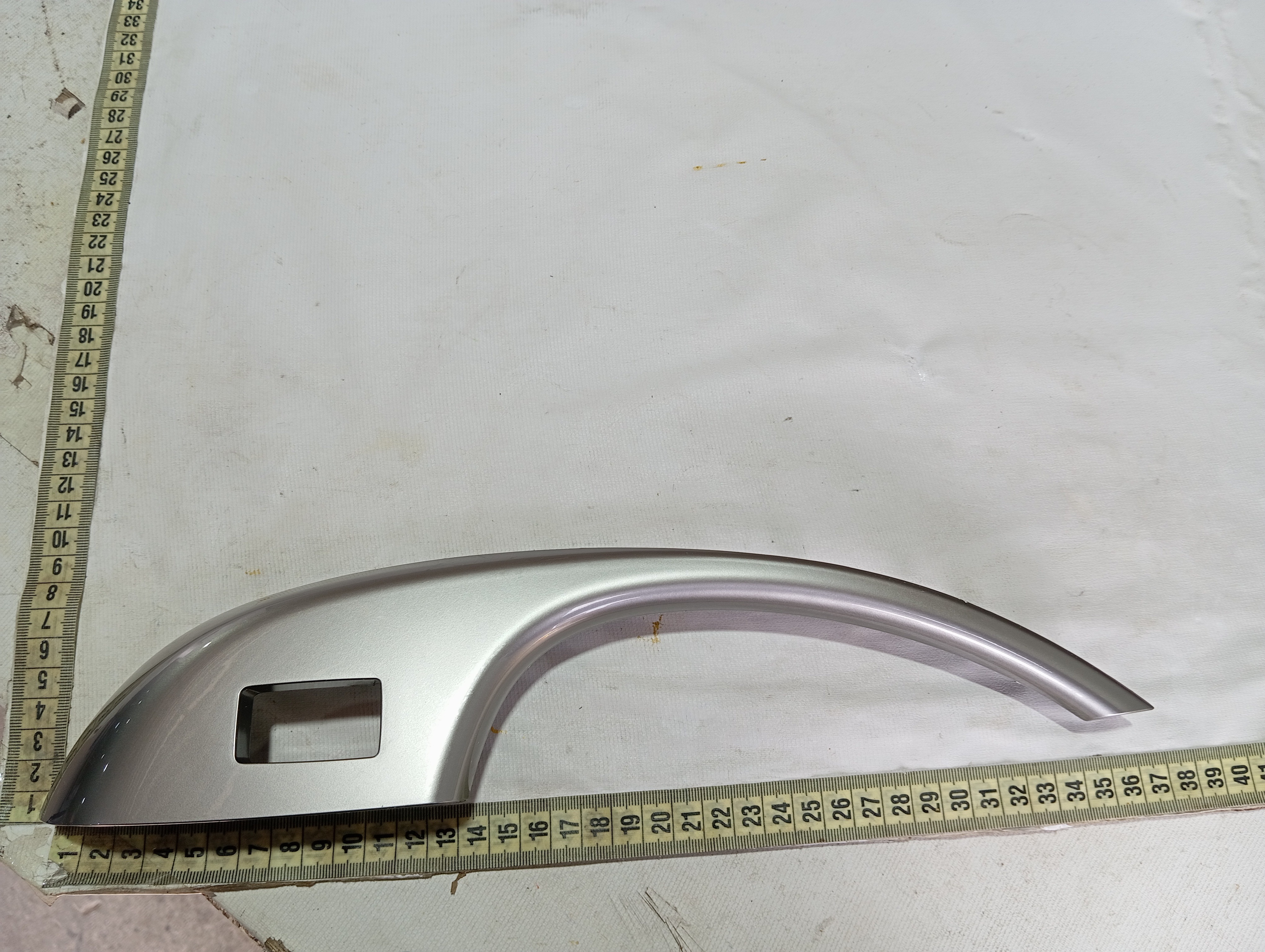 Moldura Botão Porta Tras Esquerda Dolphin Gs 2024 2025 V596 9
