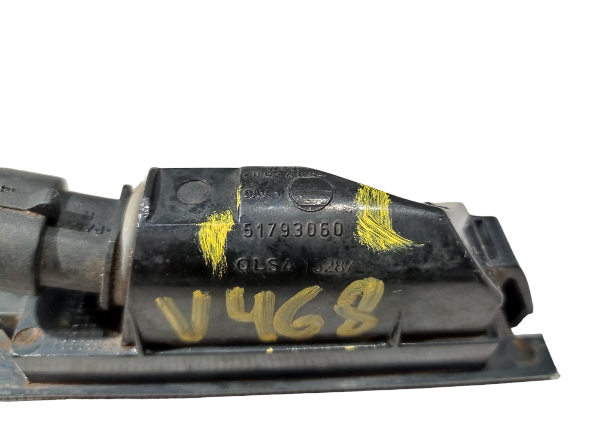 Luz De Placa Fiat Linea 2012 51793060 V468 6