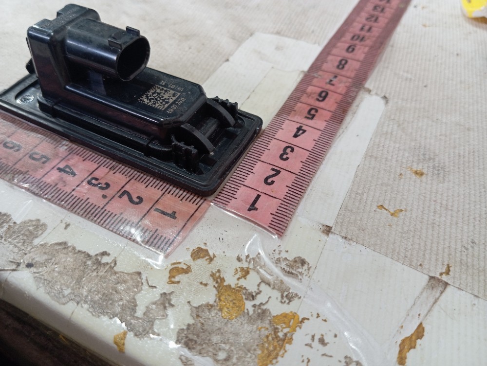 Luz Placa Land Rover Defender 2022 V645 8