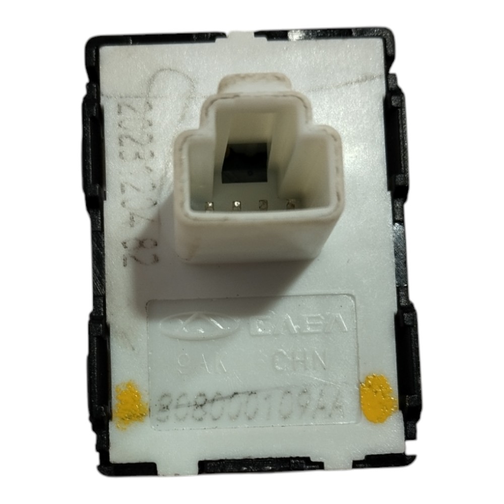 Botão Vidro Porta Traseira Esquerda Chery Tiggo 5x 2024 V621 8