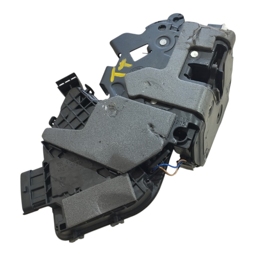 Fechadura Tampa Traseira Land Rover Defender 2022 V645