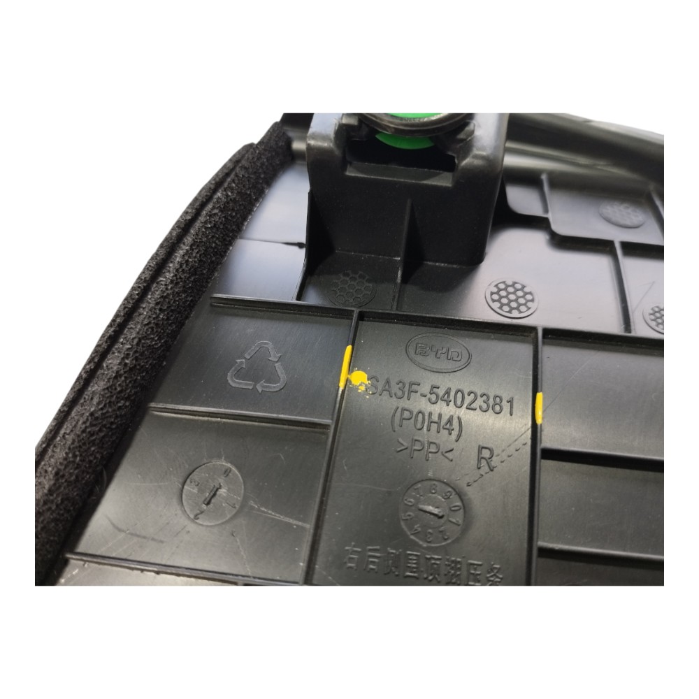 Moldura Coluna Traseira Direita Byd Song Plus 2023 2025 V631 8