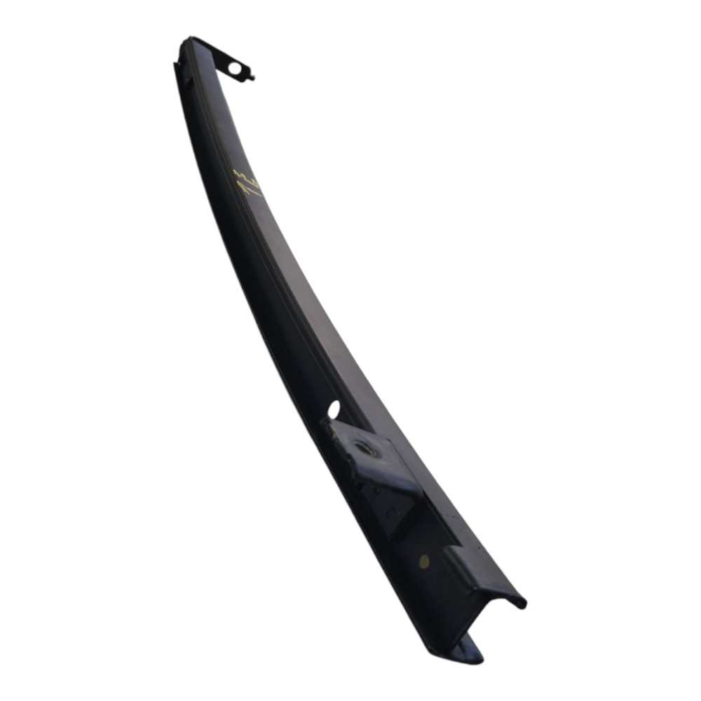 Guia Vidro Porta Tras Esquerda Suzuki Scross 2015 2016 V648 9