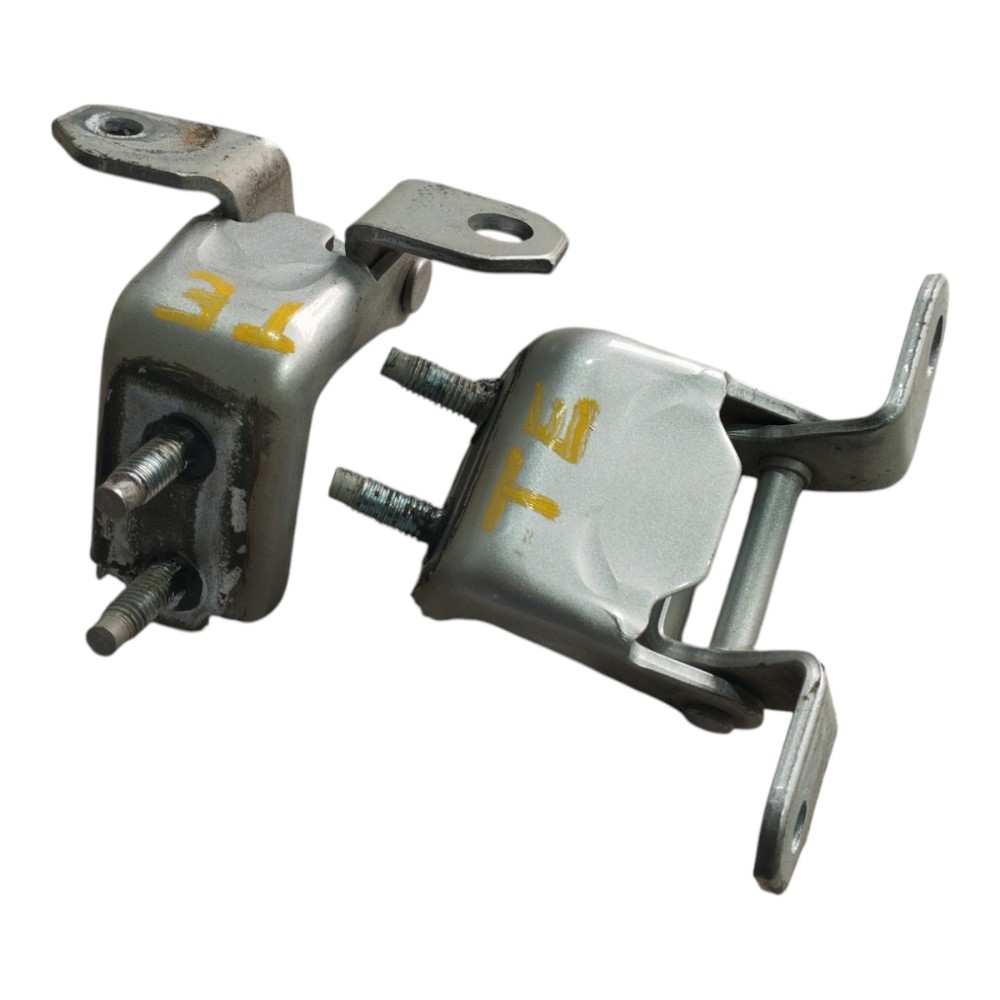Dobradiça Porta Tras Esquerda Suzuki Scross 2015 2016 V648