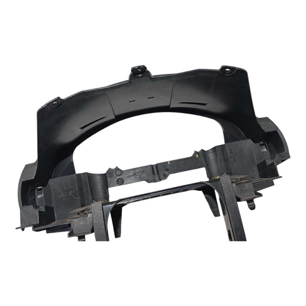 Moldura Painel Instrumentos Mercedes C180 2002 2007 V661 1