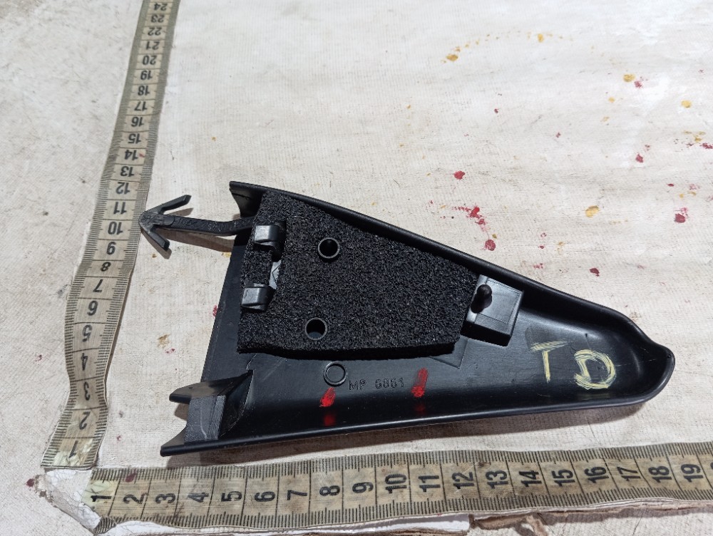 Acabamento Porta Traseira Direita Renault Zoe Neo 2023 V617 7