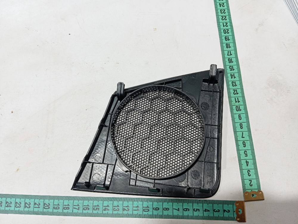 Tela tweeter esquerdo painel Toyota Etios 2018 5