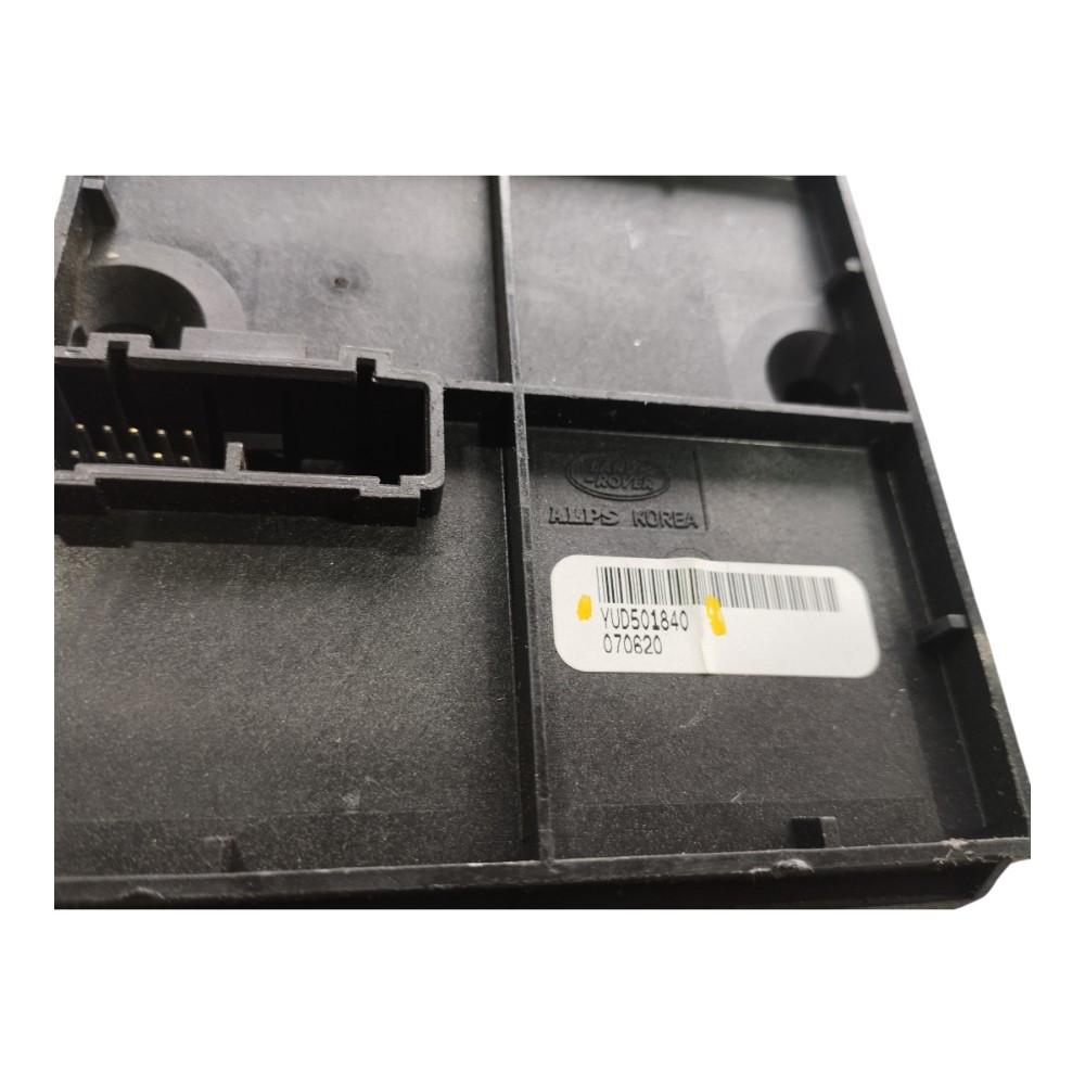 Moldura Console Central Land Rover Discovery 3 2007 V635 6