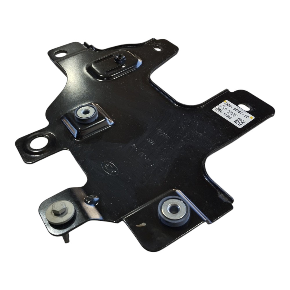 Suporte Canister Land Rover Defender 2022 V645 9