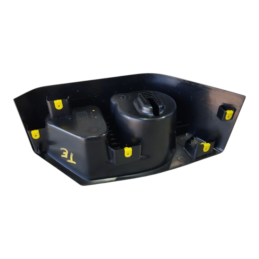Porta Copos Traseiro Esquerdo Land Rover Defender 2022 V645 5