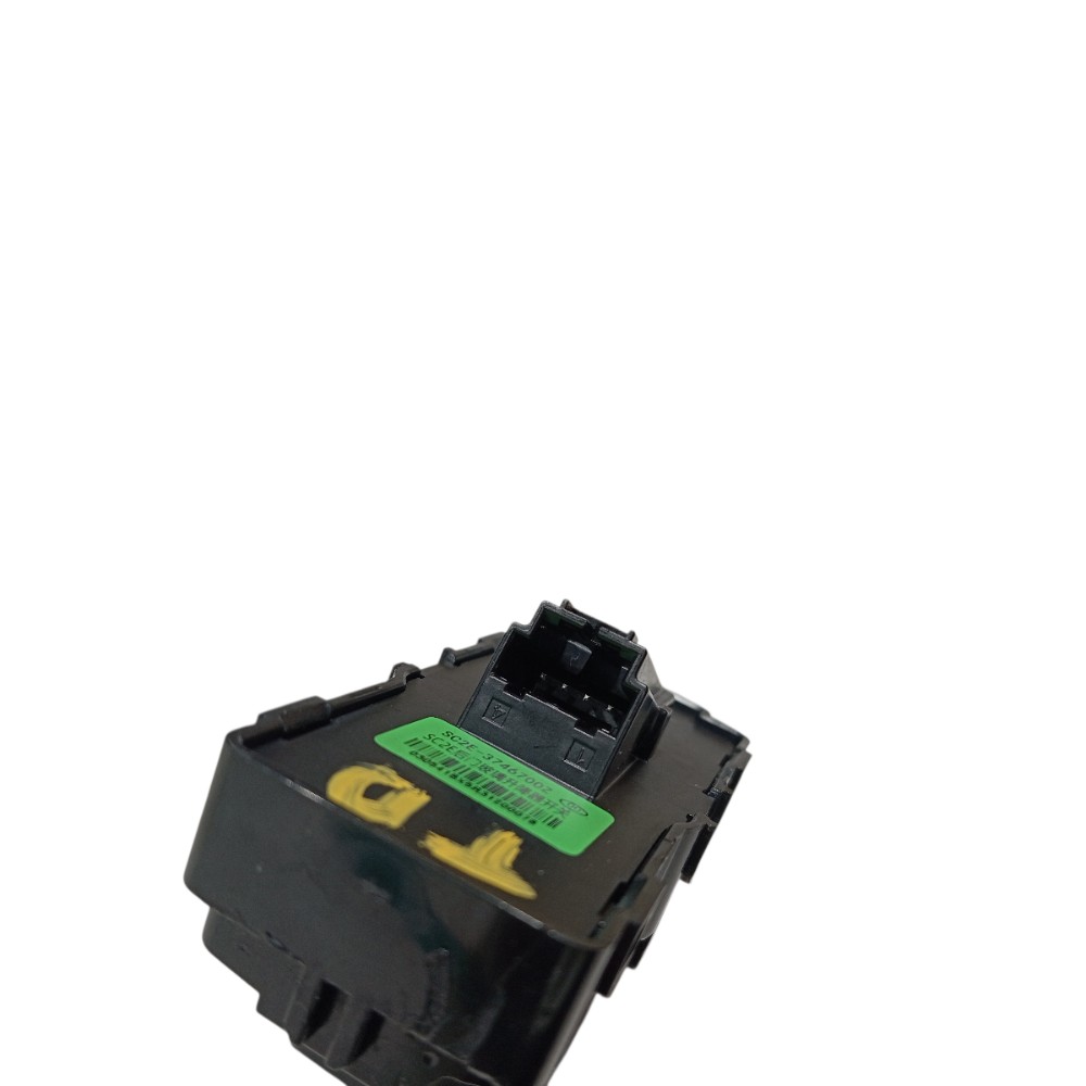 Botão vidro porta traseira direita Byd Song Pro 2025 V669 3