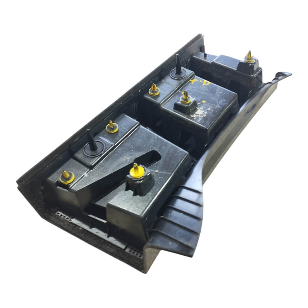 Moldura Coluna Tras Direito Land Rover Defender 21 22 V645 8