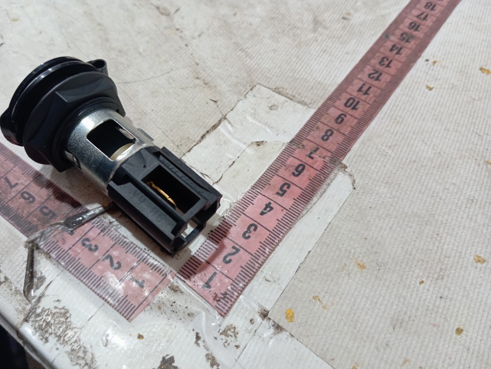 Tomada 12v Vw Taos Highline 2022 V655 7