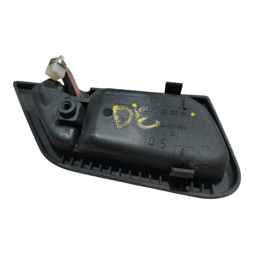 Maçaneta Inter Dianteira Esquer Mercedes C180 2002 2007 V661 Preta Dianteira 2