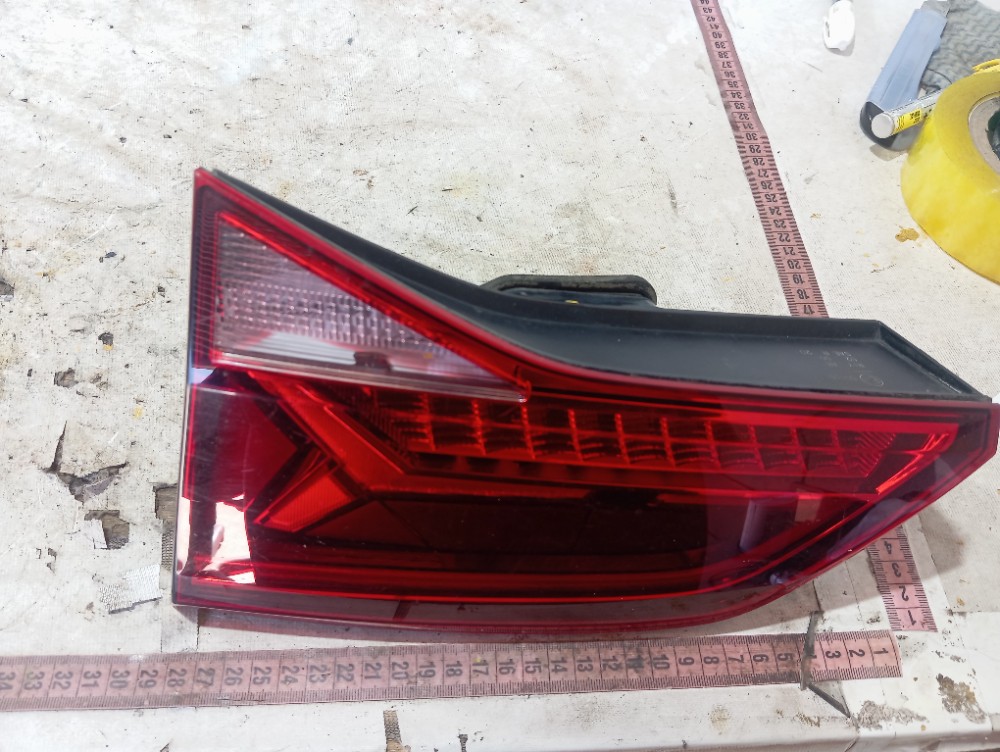 Lanterna Direi Tampa Traseira Vw Taos Highline 2022 24 V655 Direito/passageiro 8