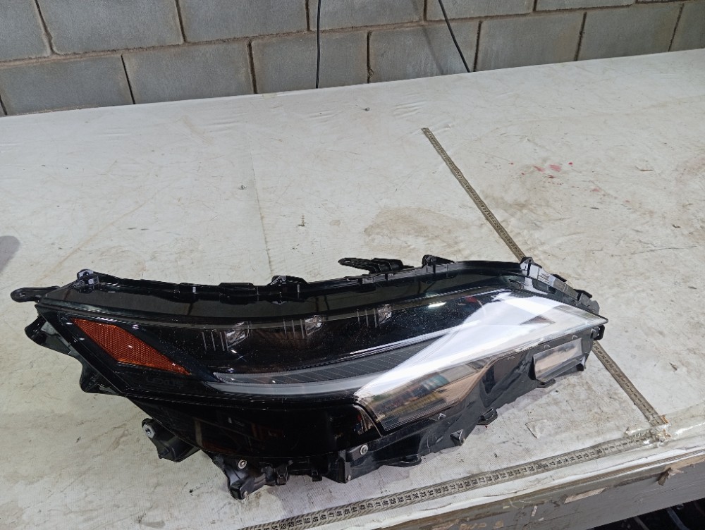 Farol Direito Lexus Rx500hf Sport 2023 V619 Direito/passageiro 8