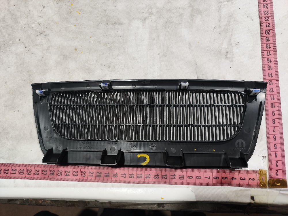 Grade Superior Central Ram Rampage 2023 2025 V659 4