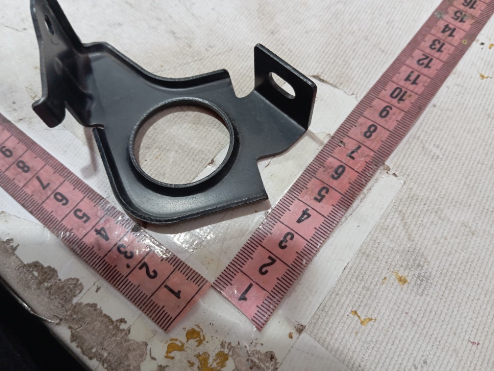 Suporte Esquerdo Radiador Byd Song Plus 2024 2025 V642 7