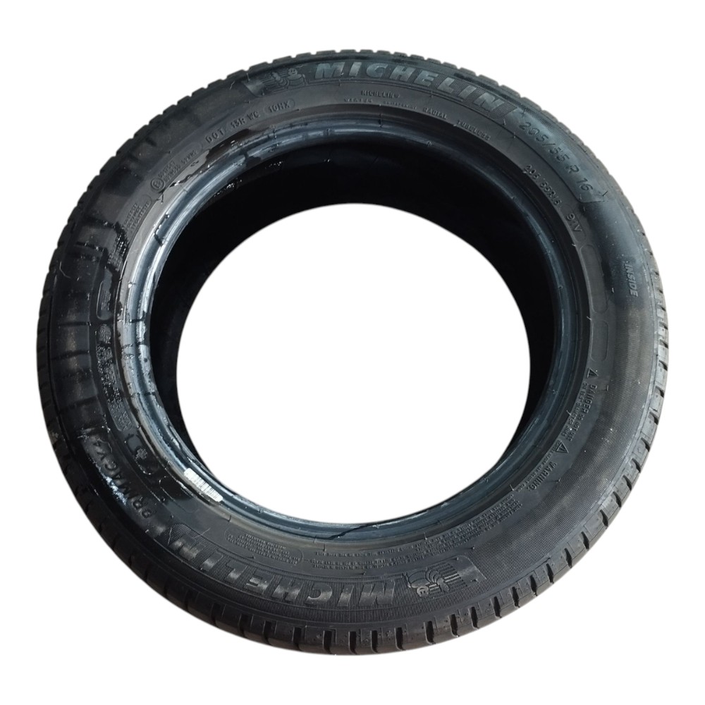 Pneu Michelin 205/55r16 Dot 13r Wc 10hx V658