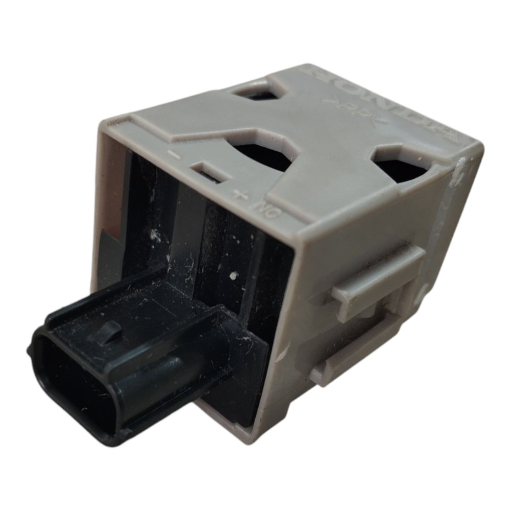 Sirene Re Parachoque Traseiro Honda Hrv Exl 2023 A 2025 V644
