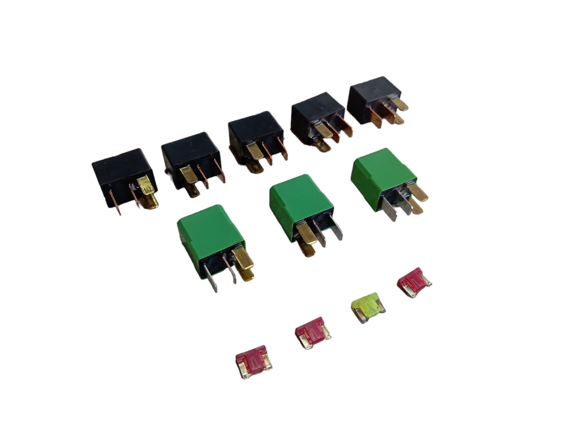 Relés Mitsubishi L200 Triton 3.2 2015 V593 5