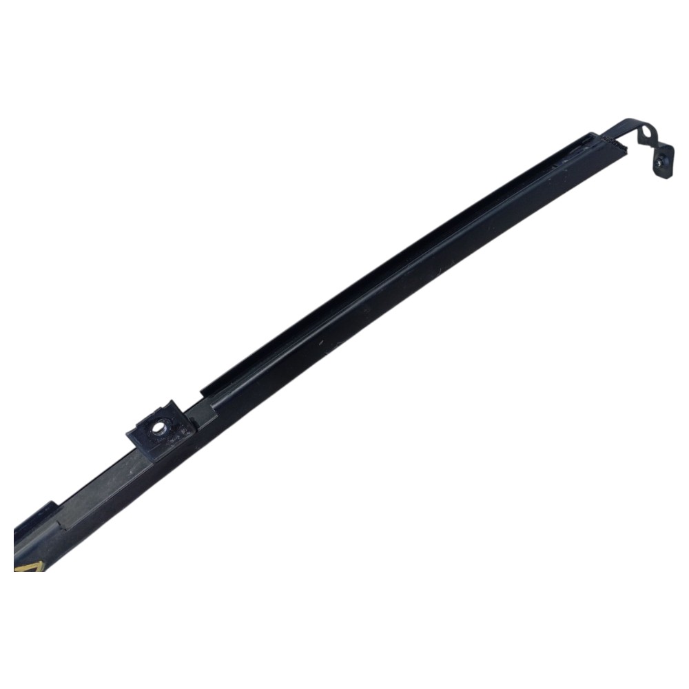 Canaleta Vidro Porta Diant Direi Suzuki Scross 15 2016 V648 2