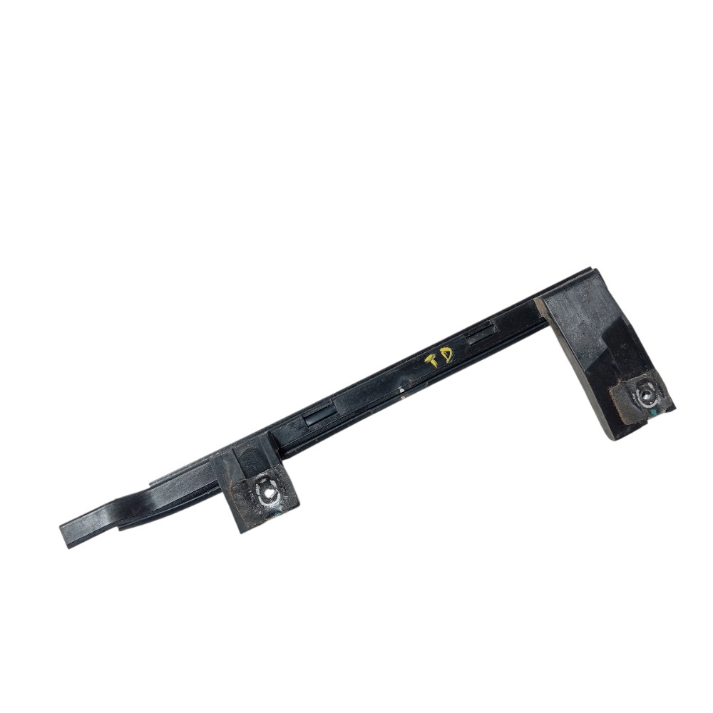 Canaleta vidro porta traseira direita Byd Song Pro 2024 V674 4