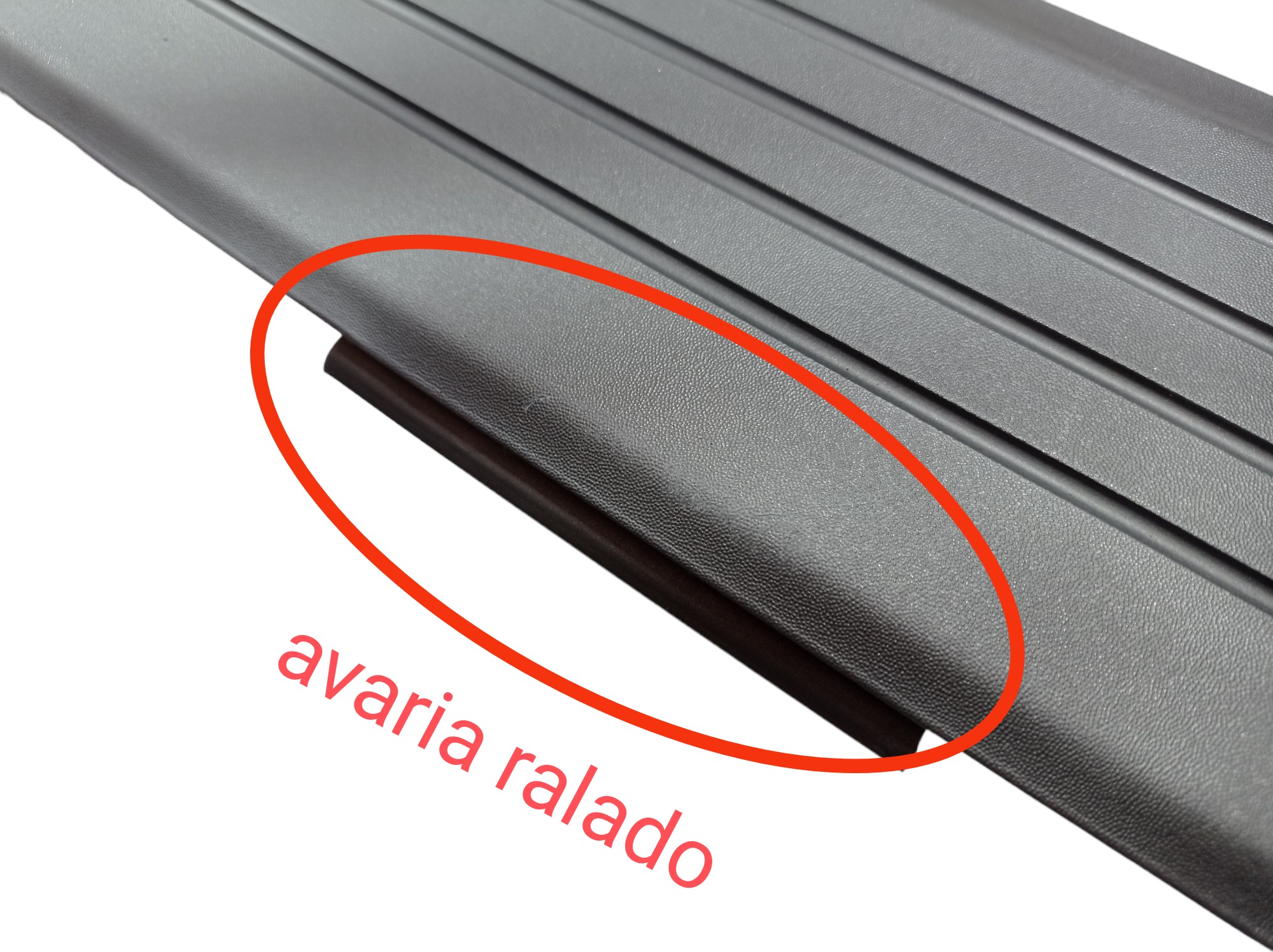 Soleira Parachoque Traseiro Range Rover Vogue 2008 V583 7