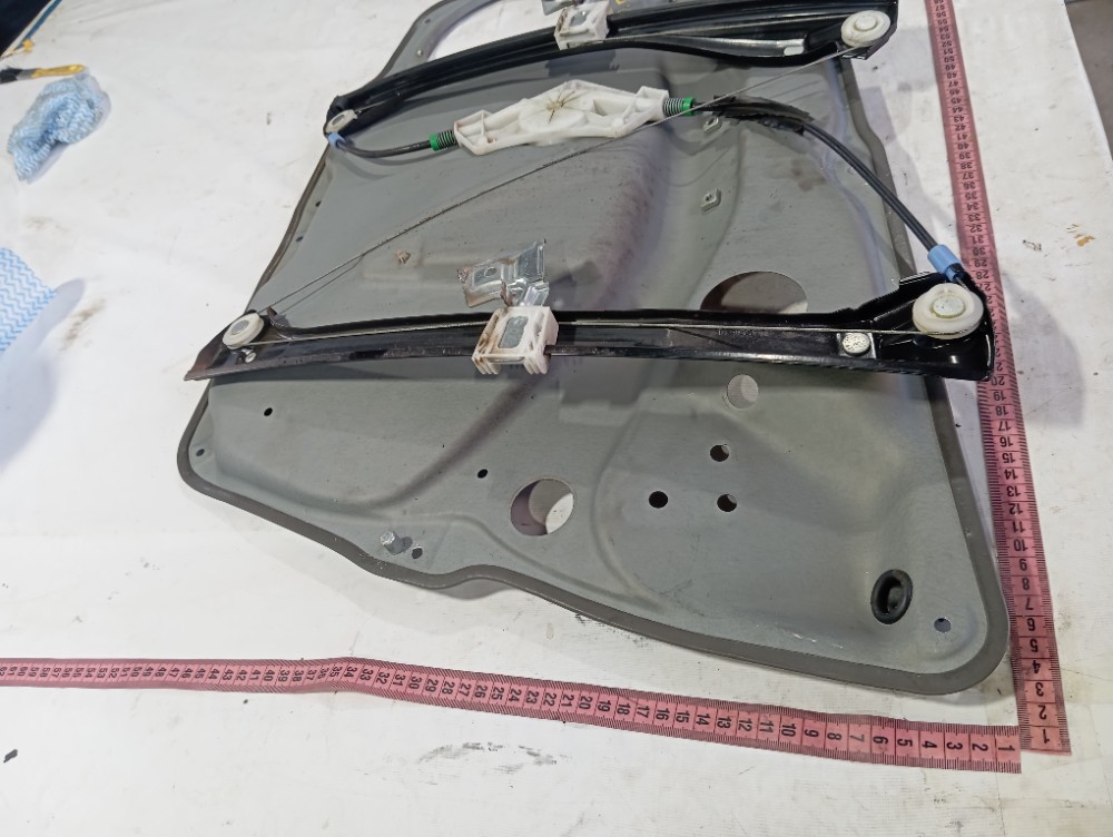 Máquina Vidro Porta Diant Esquerda Mercedes B180 2010 V630 9