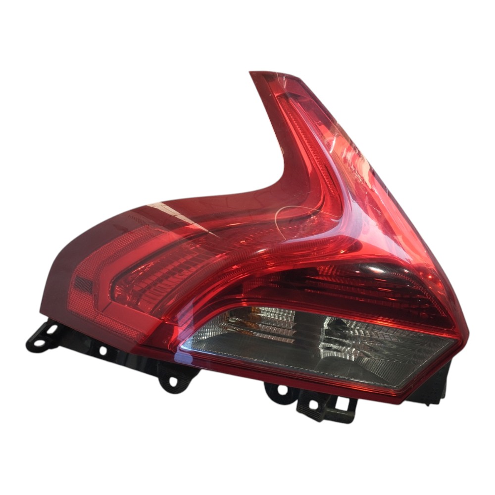 Lanterna Esquerda Volvo V40 T3 2013 2019 V652