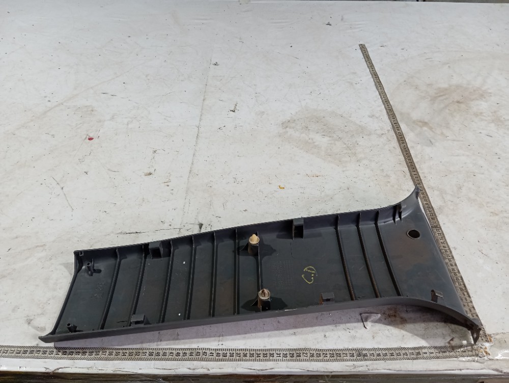Acabamento Coluna Direita Land Cruiser Prado 2005 V620 10