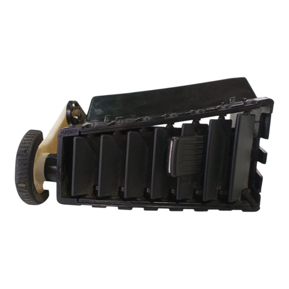 Difusor Ar Central Esquerdo Chery Cielo 2010 A 2012 V111 9