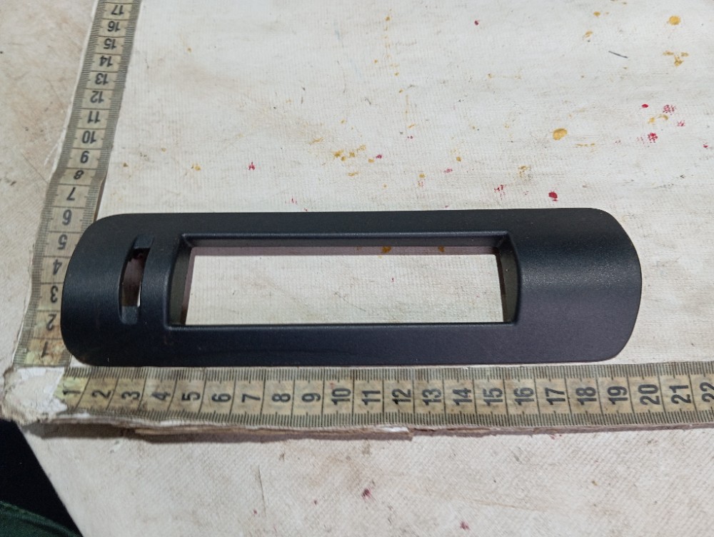 Moldura Difusor Ar Traseiro Esquerdo Discovery 2016 18 V611 8