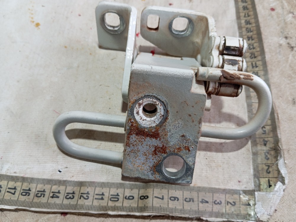 Dobradiça Porta Dianteira Direita Chery Tiggo 2 2020 V613 5